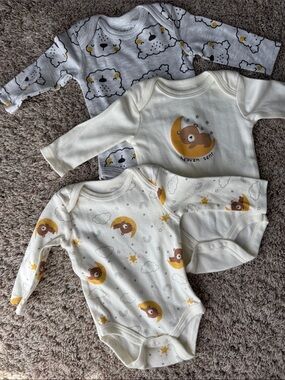 3-pack bodysuits 0-3months